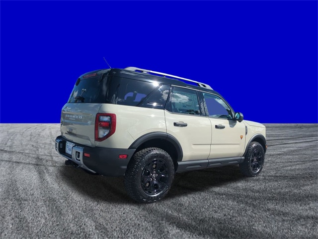 2025 Ford Bronco Sport Badlands photo 2