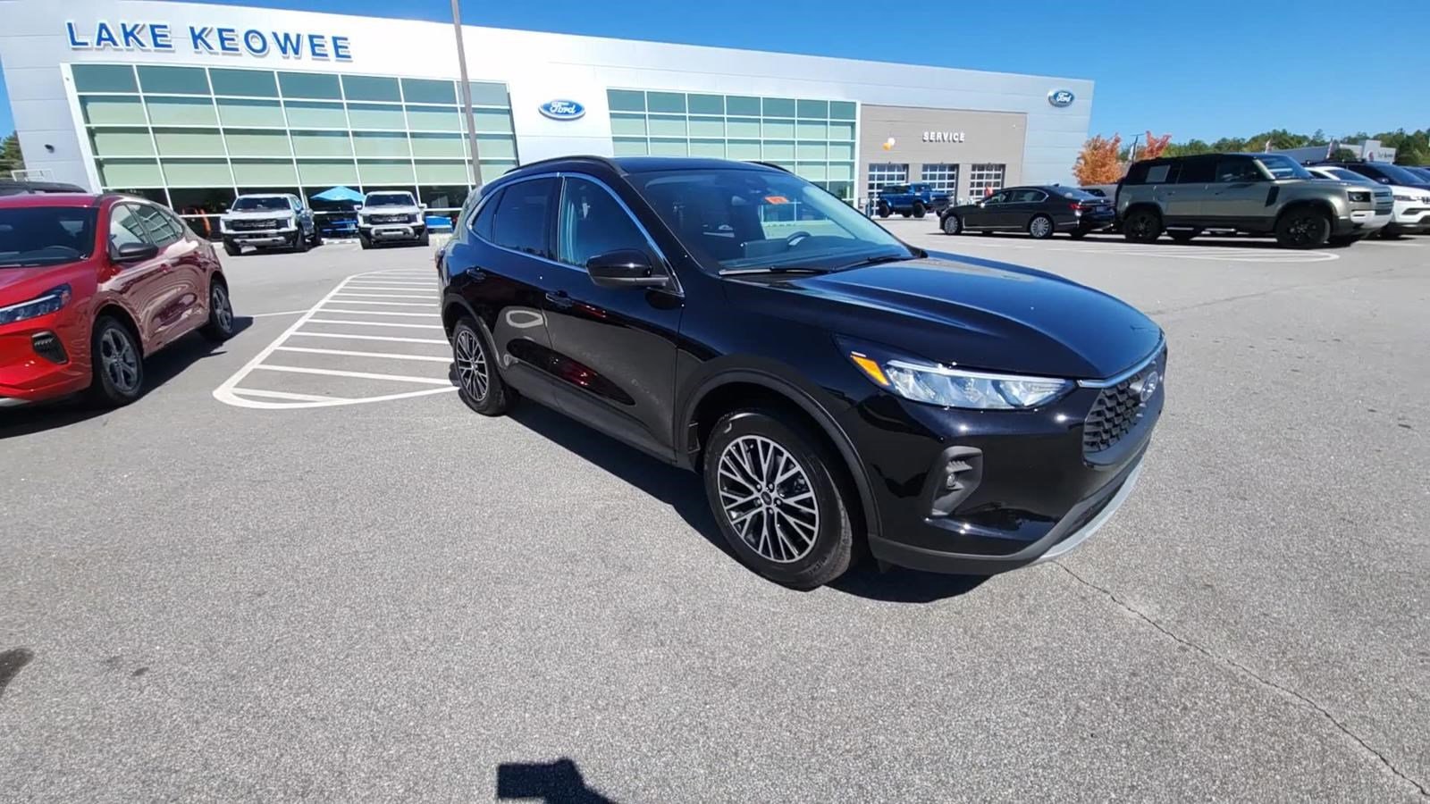 2025 Ford Escape Base photo 4