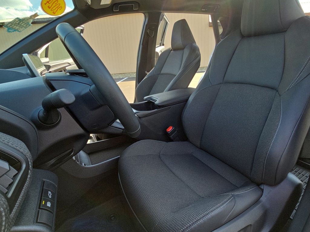 2024 Toyota bZ4X XLE photo 13
