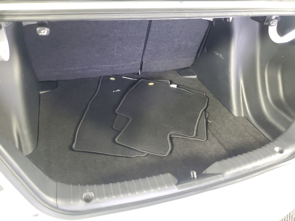 2017 Toyota Yaris iA Base photo 29