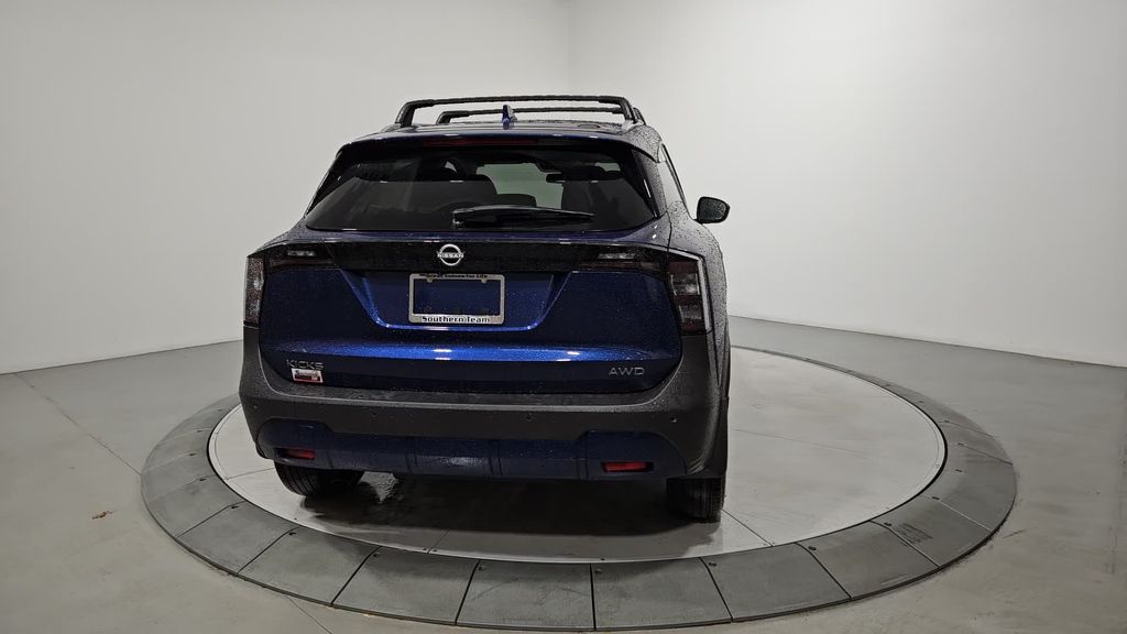 2025 Nissan Kicks SV photo 4