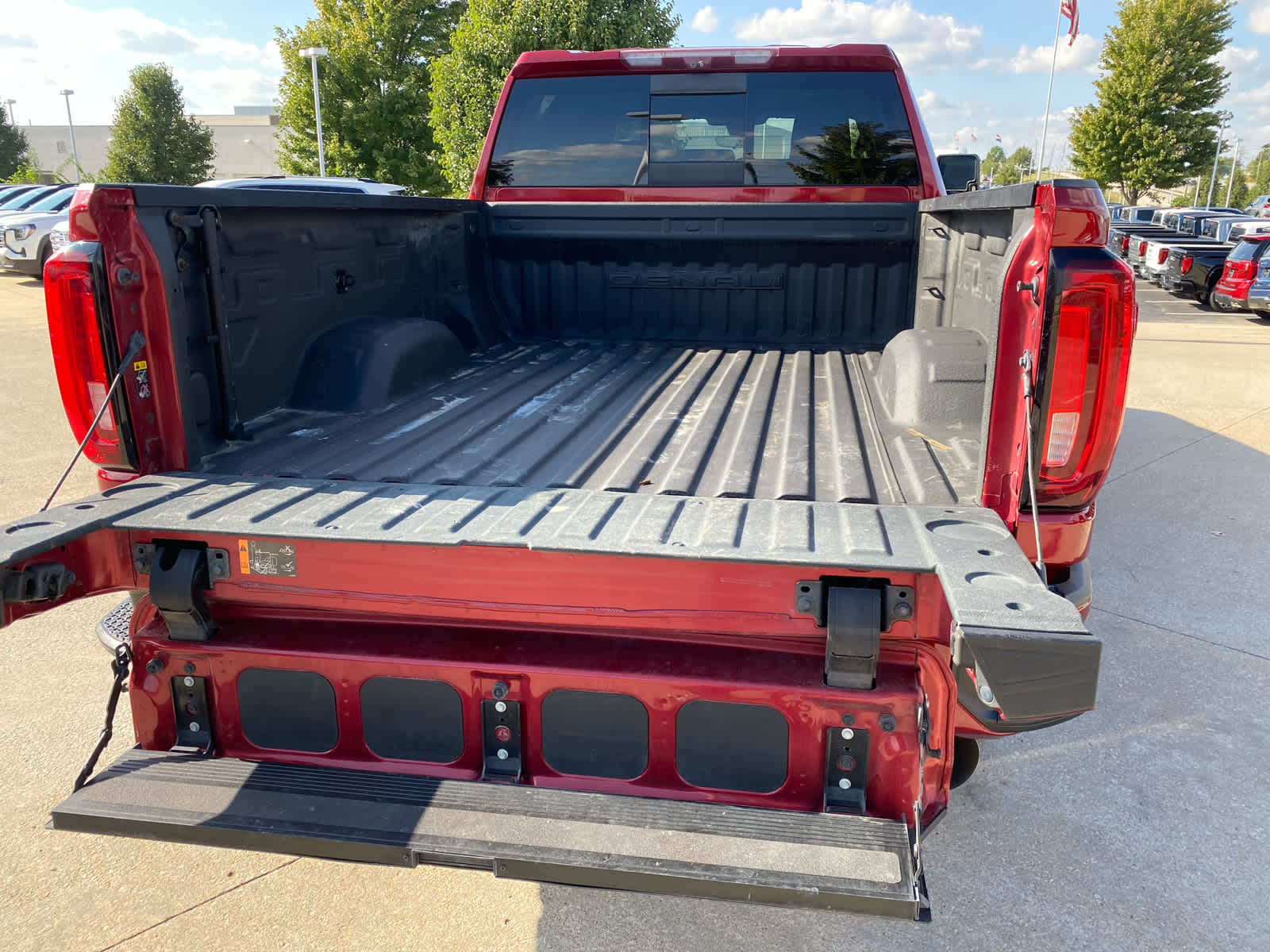 2020 Gmc Sierra Denali photo 32