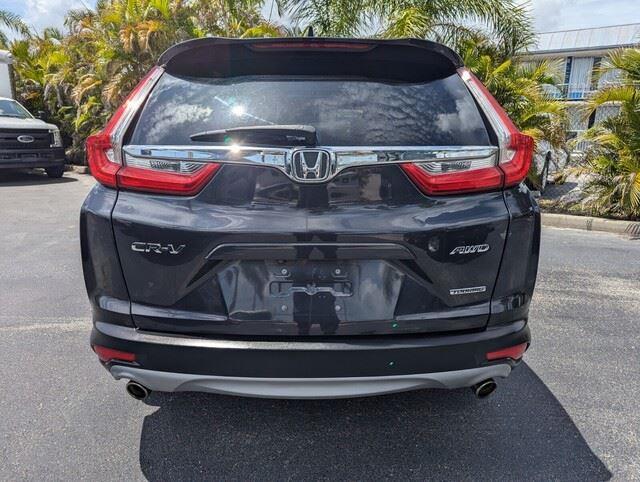 2018 Honda CR-V Touring photo 4