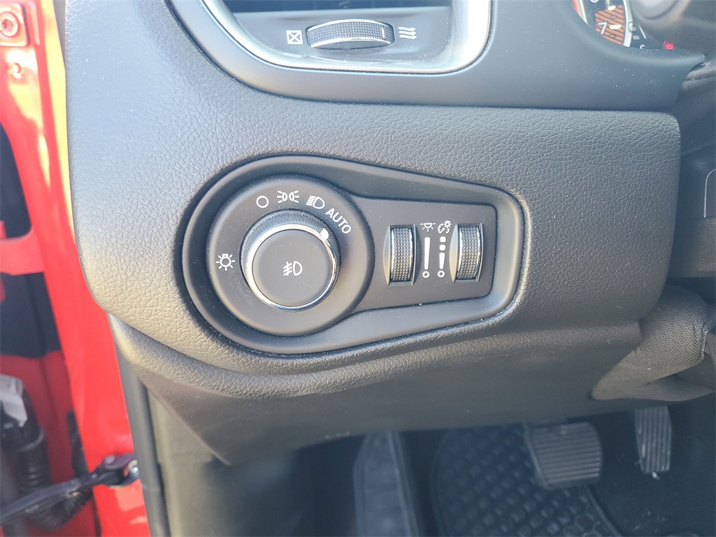 2023 Jeep Renegade Latitude photo 15