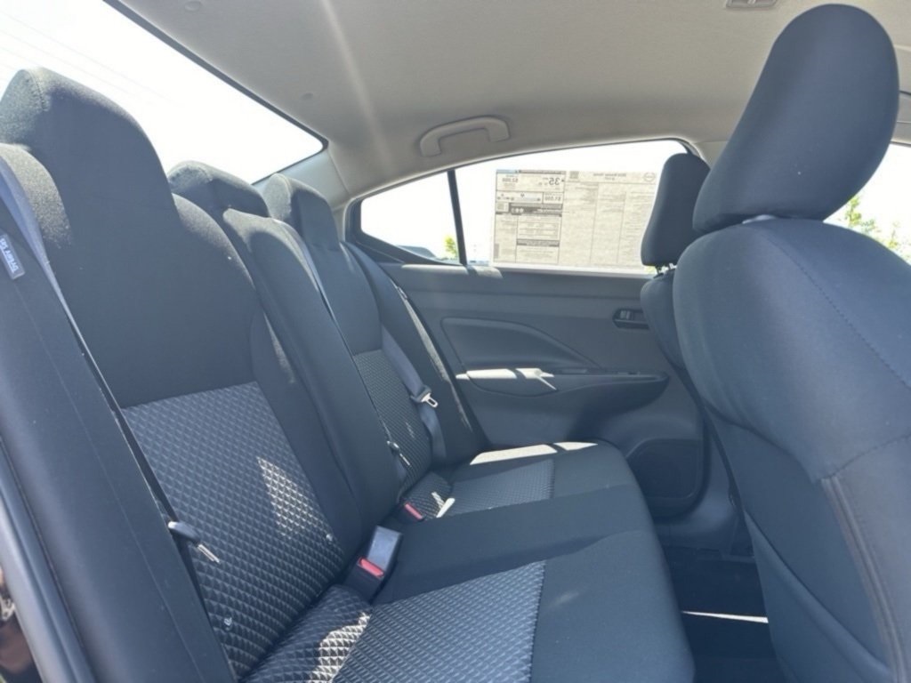 2025 Nissan Versa S photo 25