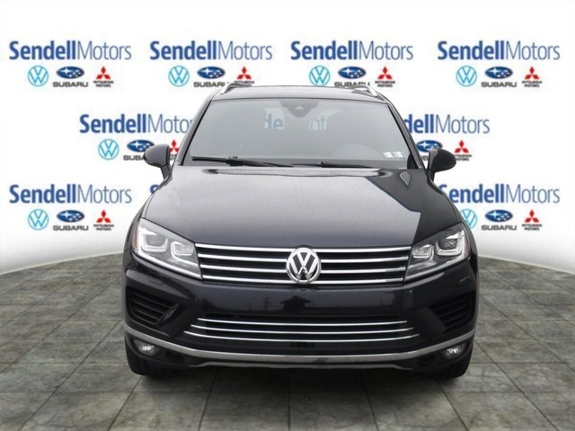 2017 Volkswagen Touareg V6 photo 4