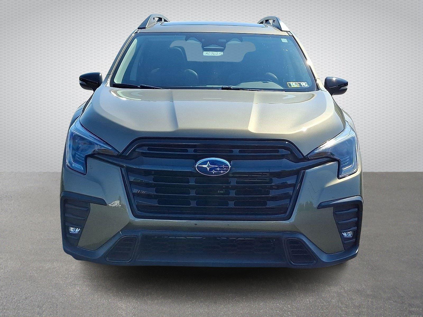 2023 Subaru Ascent Onyx Edition photo 2