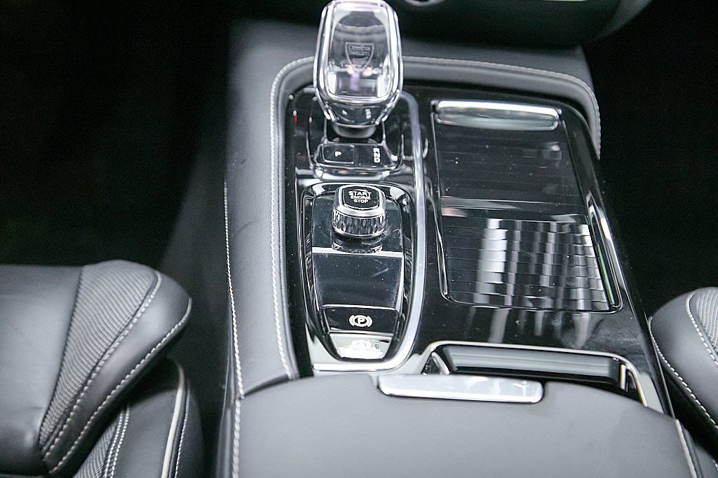 2023 VOLVO S60 - Image 36