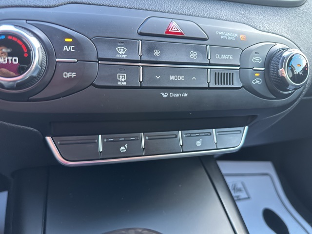 2017 Kia Sorento LX photo 36