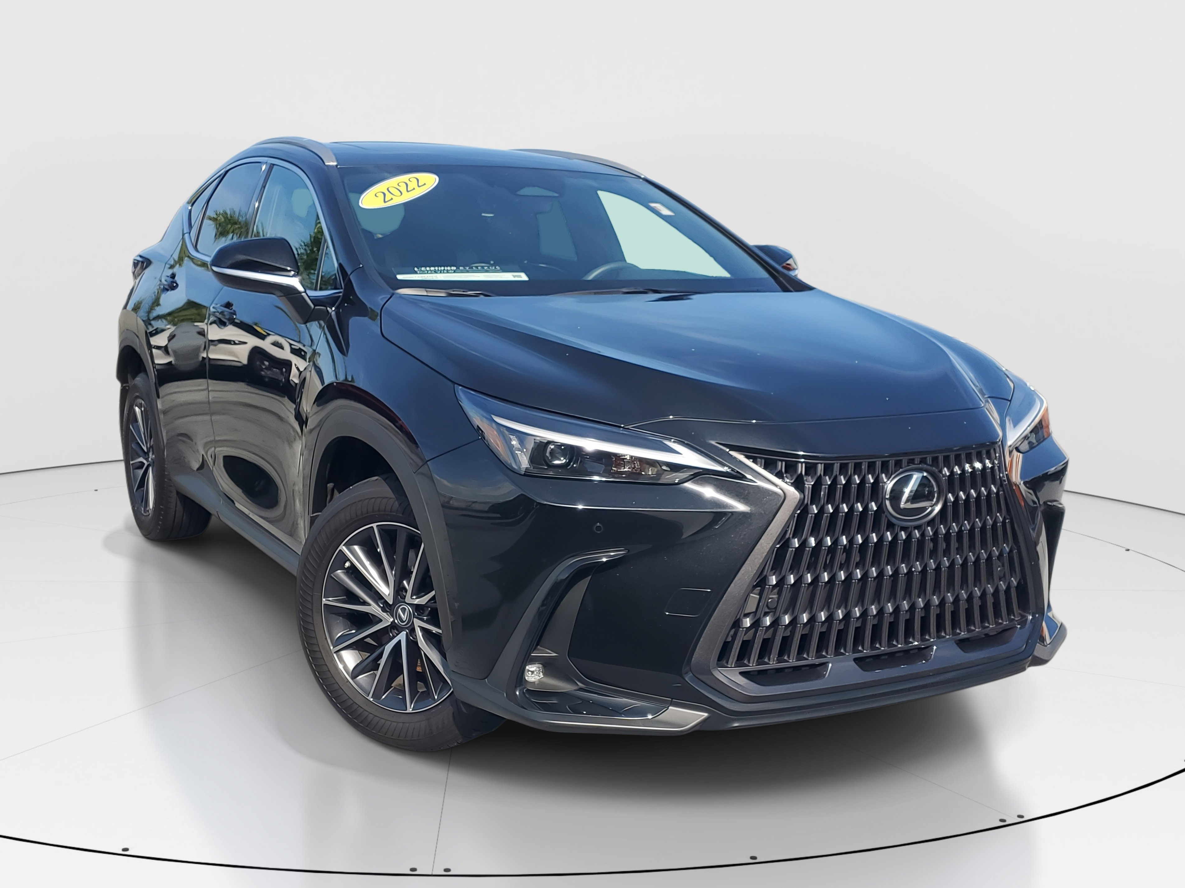 2022 Lexus NX 350 Premium photo 2