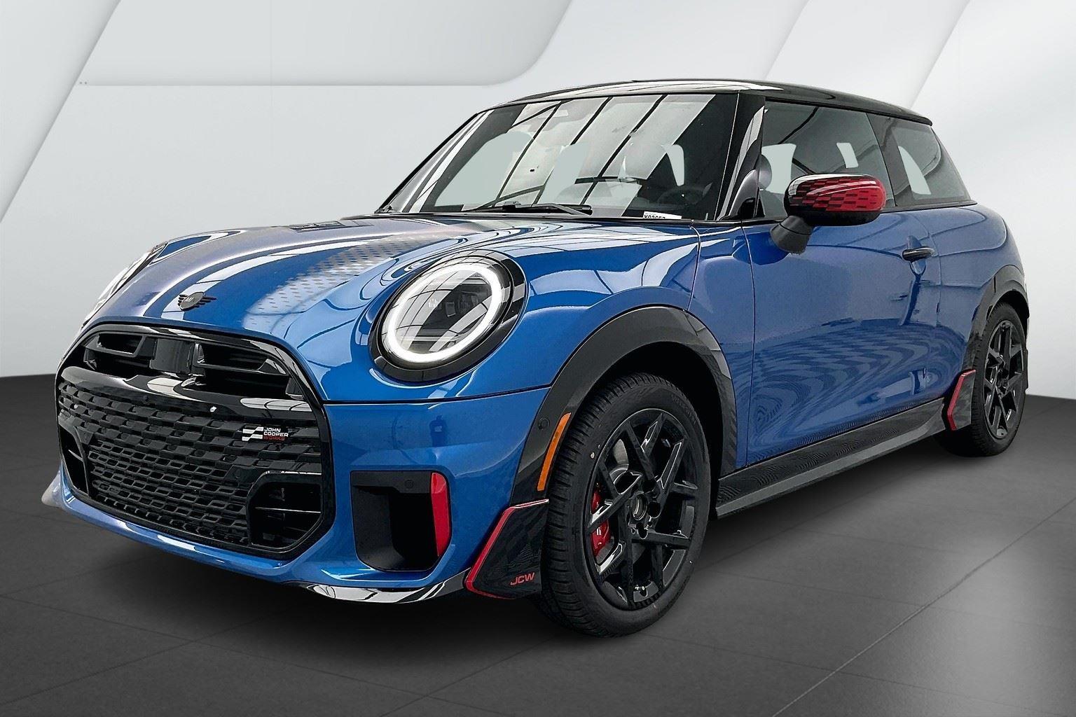 2025 MINI Hardtop 2 Door John Cooper Works's photo