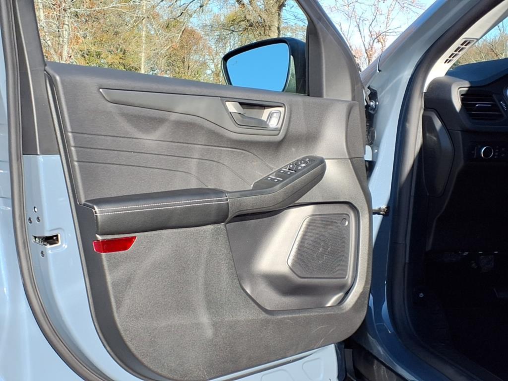 2025 Ford Escape Active photo 4