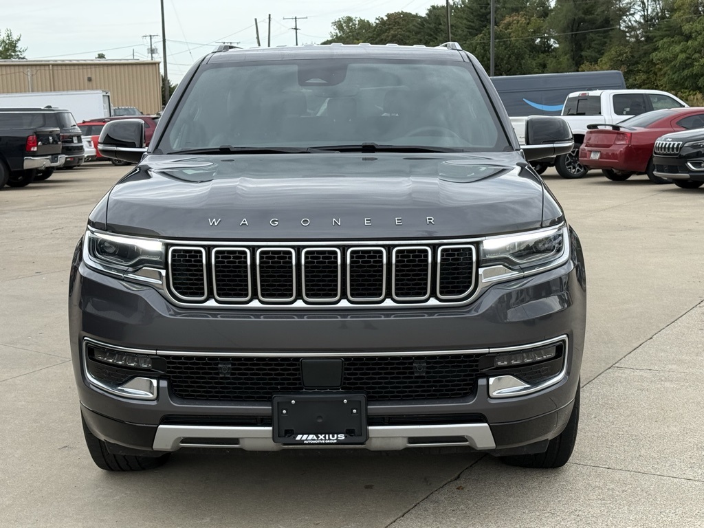 2024 Jeep Wagoneer L Series II photo 2