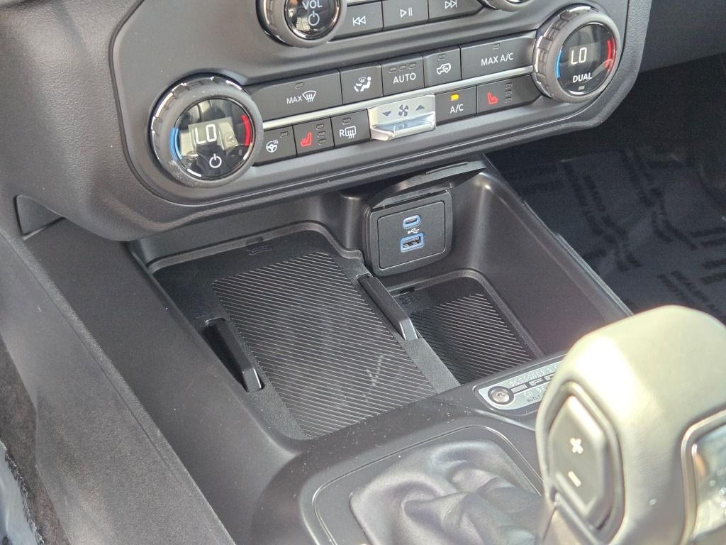 2025 Ford Bronco Outer Banks photo 22