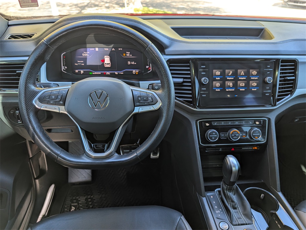 2022 Volkswagen Atlas Cross Sport V6 SEL Premium R-Line photo 16