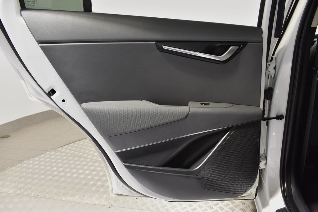 2023 Kia Niro SX Touring photo 25