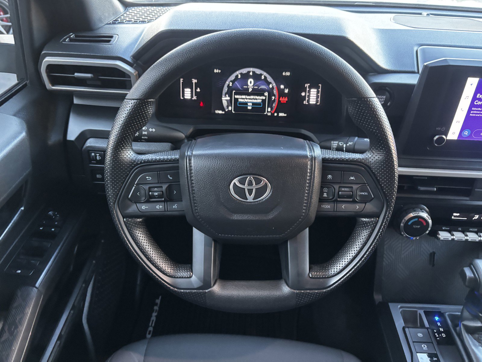 2025 Toyota Tacoma SR 4x4 photo 22