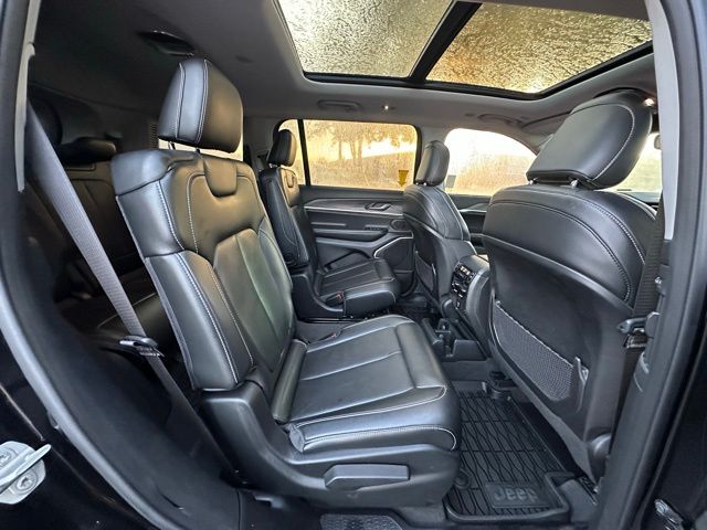 2021 Jeep Grand Cherokee Limited photo 31