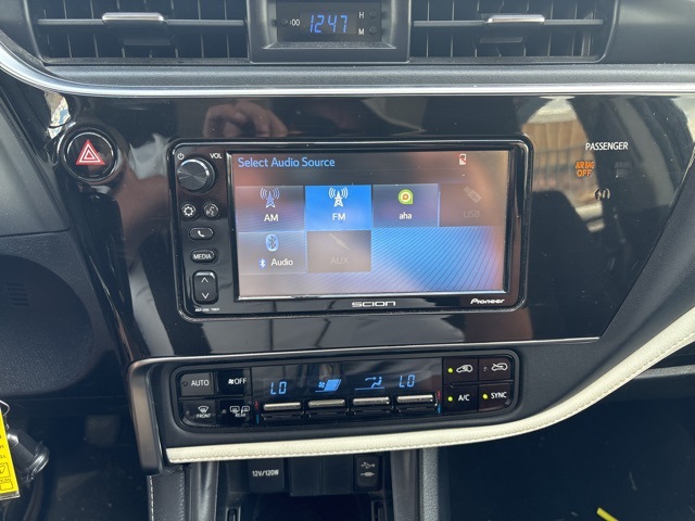 2016 Scion iM Base photo 12