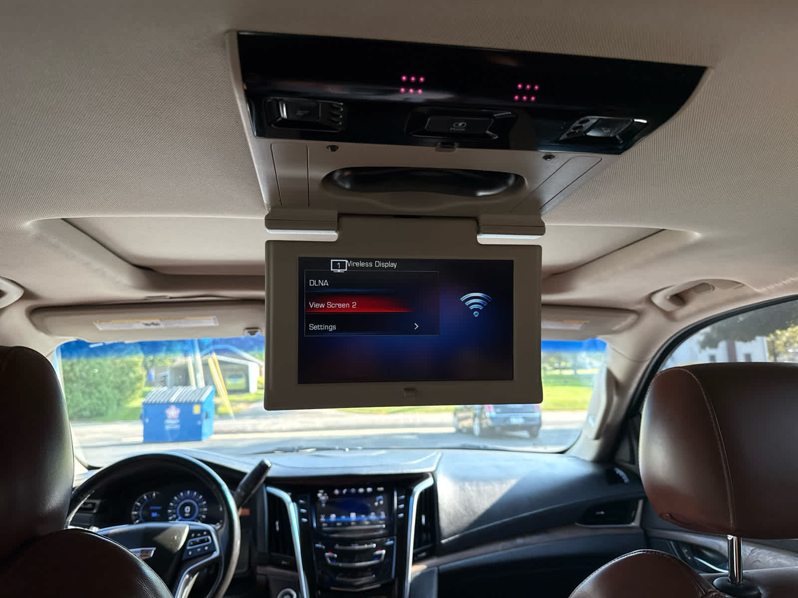 2019 Cadillac Escalade Premium Luxury photo 17