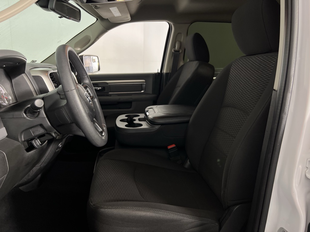 2020 Ram 1500 Classic Warlock photo 17