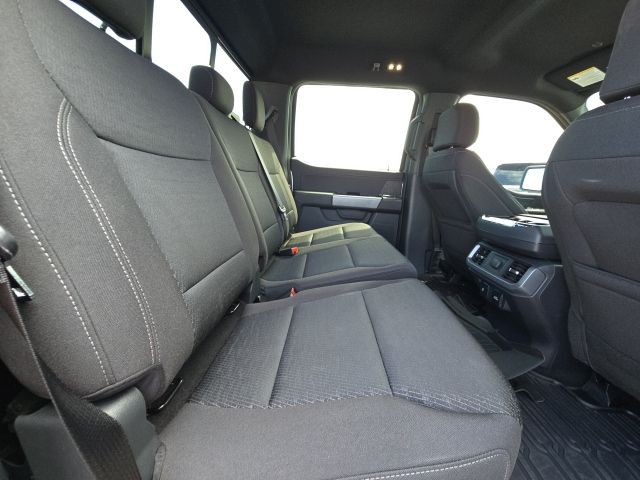 2025 Ford F-150 XLT photo 12