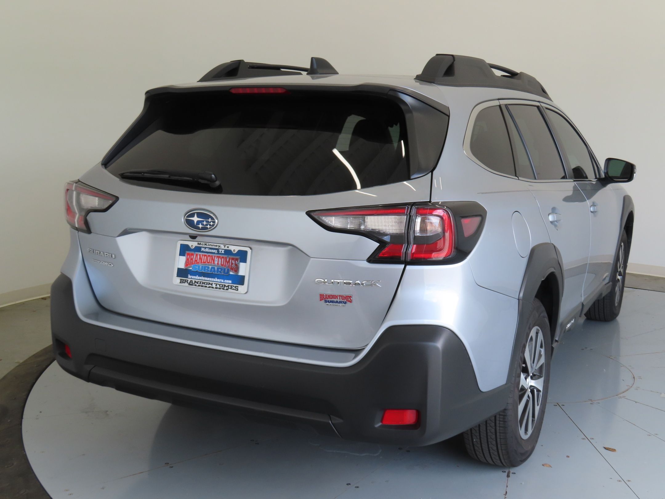 2025 Subaru Outback Premium photo 3