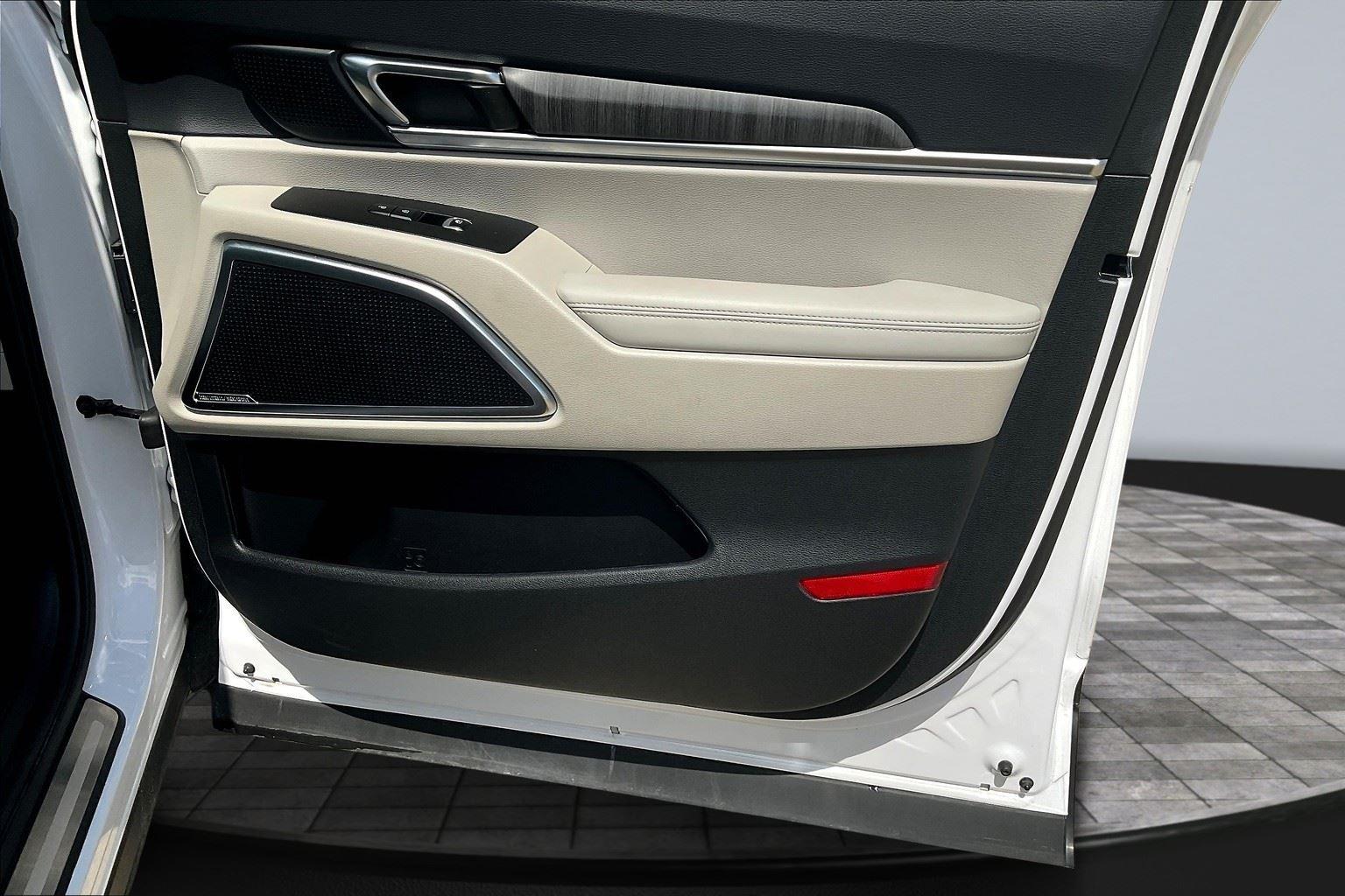 2024 Kia Telluride SX photo 23