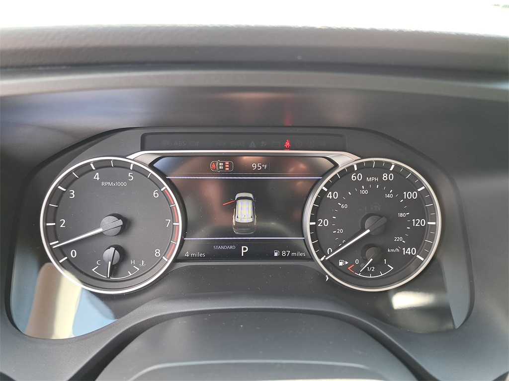 2026 Nissan Rogue SV photo 27