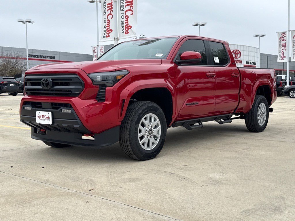 2025 Toyota Tacoma SR5's photo