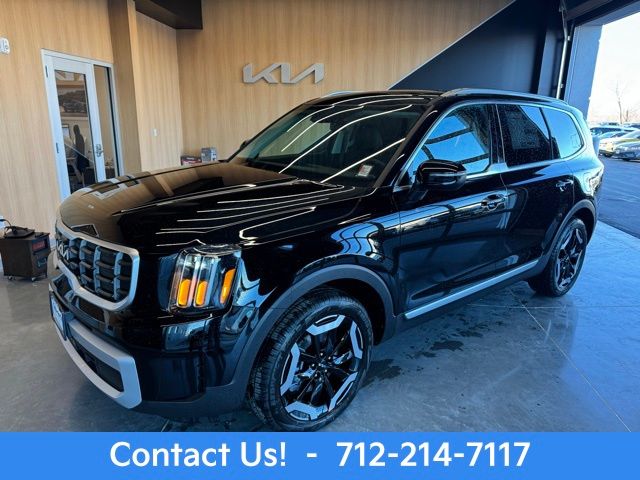 2025 Kia Telluride S's photo