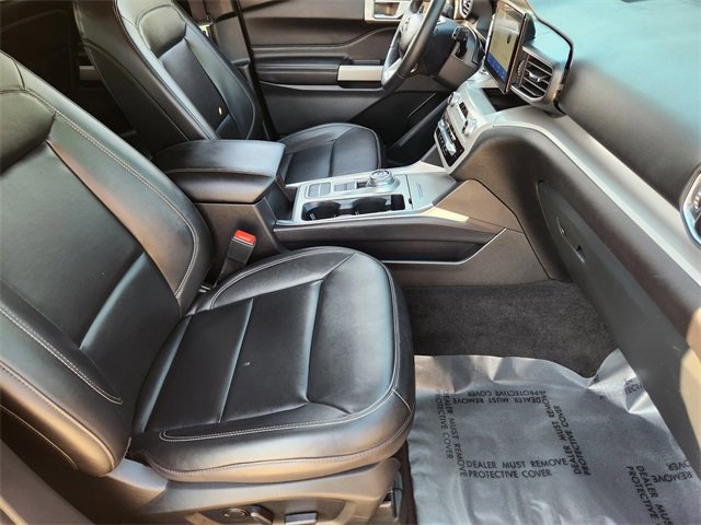 2024 Ford Explorer XLT photo 6