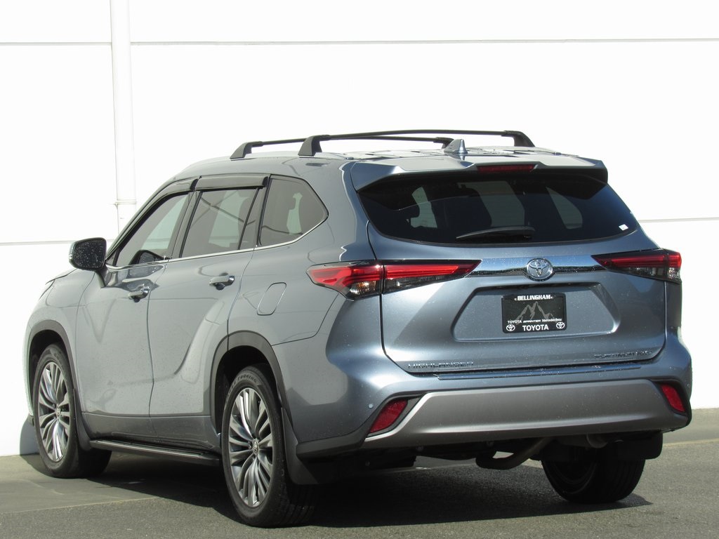 2022 Toyota Highlander Platinum photo 5