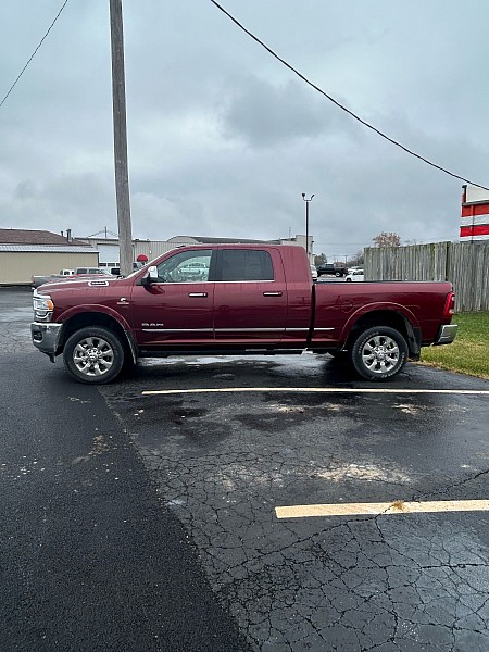 2022 Ram 2500 Limited photo 2