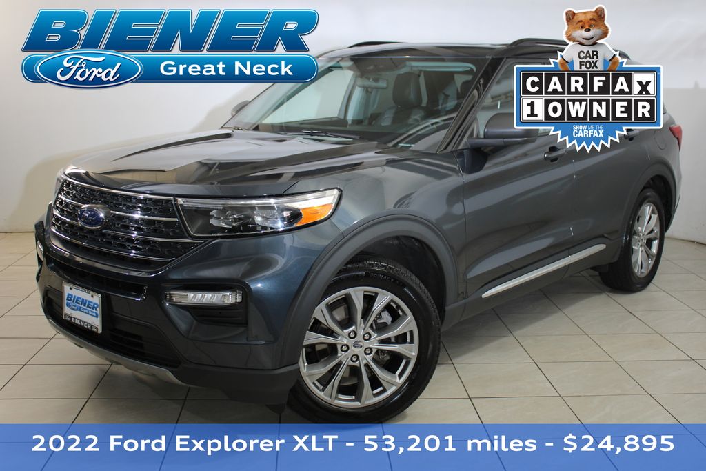 2022 Ford Explorer XLT's photo