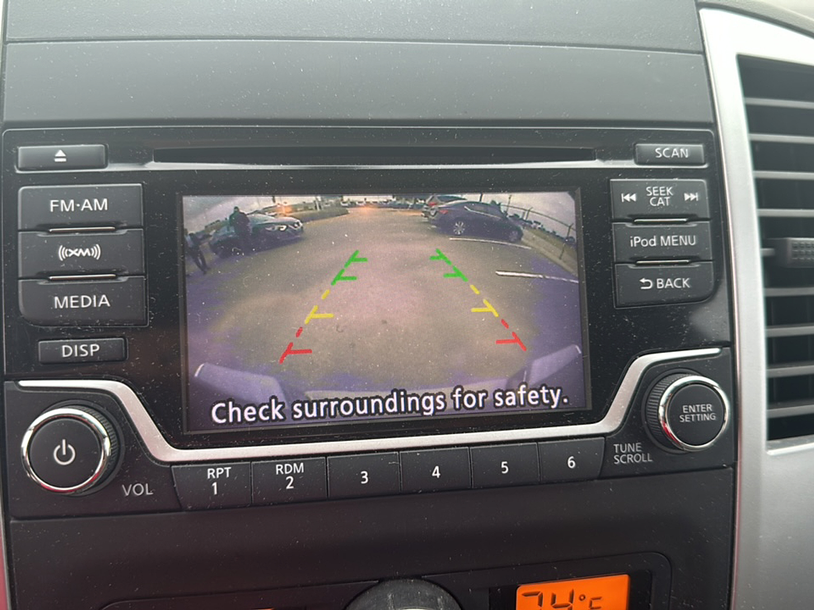 2018 Nissan Frontier SV Crew Cab photo 4