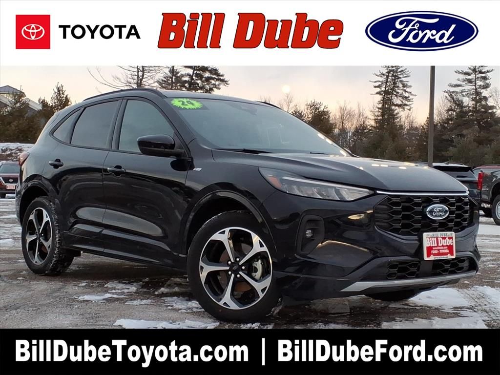 2024 Ford Escape ST-Line Select's photo