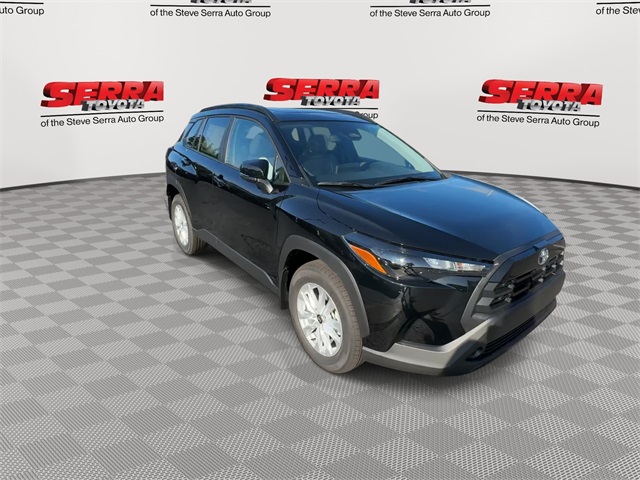 2026 Toyota Corolla Cross LE photo 3