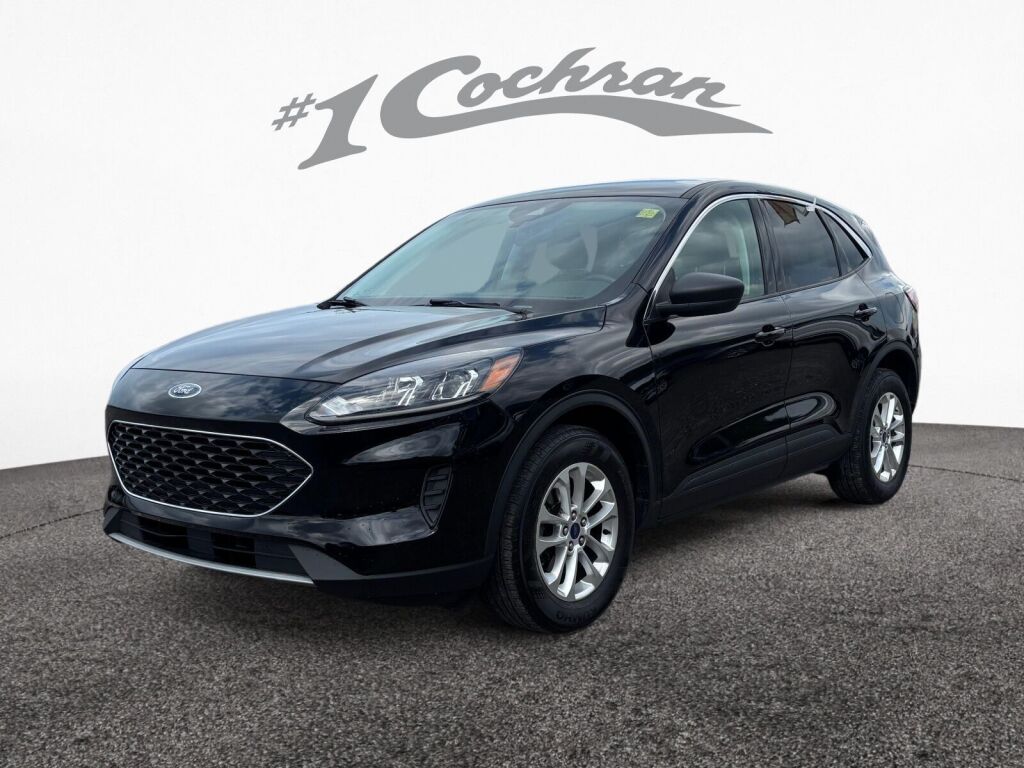2022 Ford Escape SE photo 3
