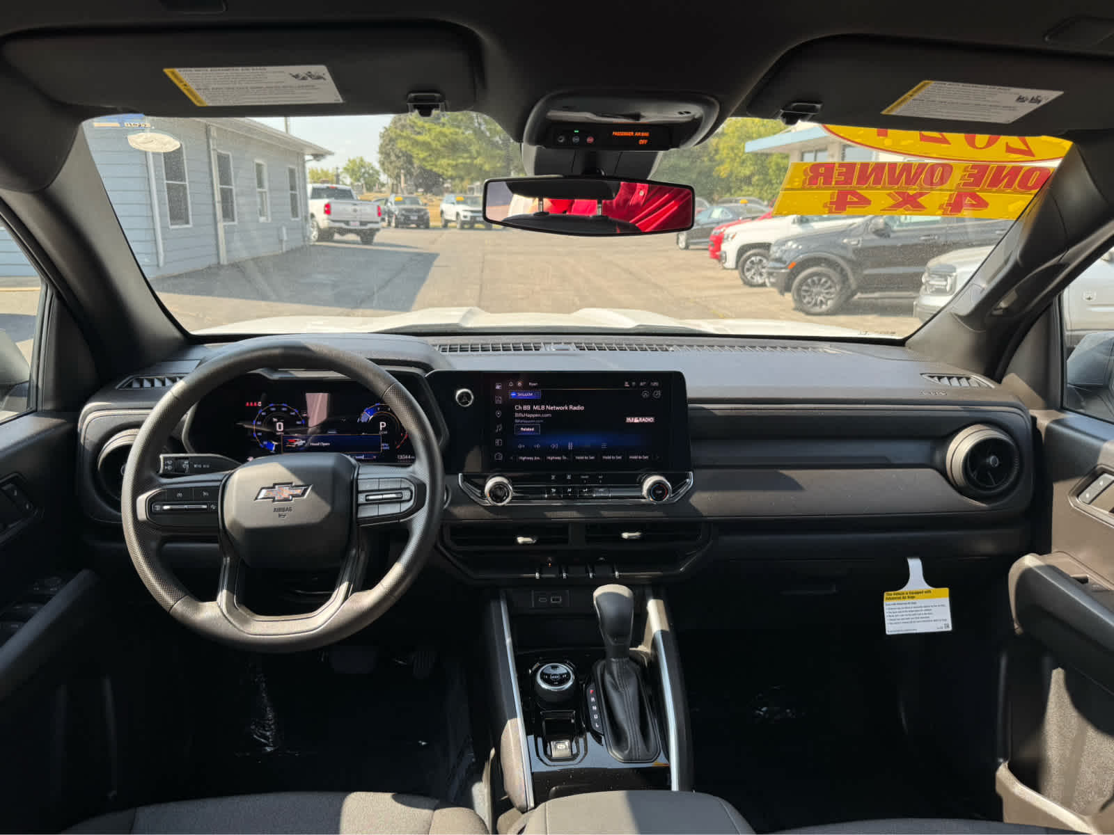 2024 Chevrolet Colorado Trail Boss photo 13