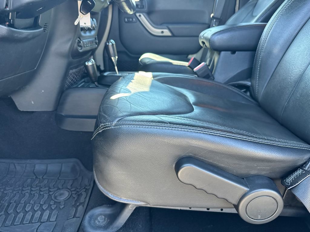 2018 Jeep Wrangler Unlimited Altitude photo 10