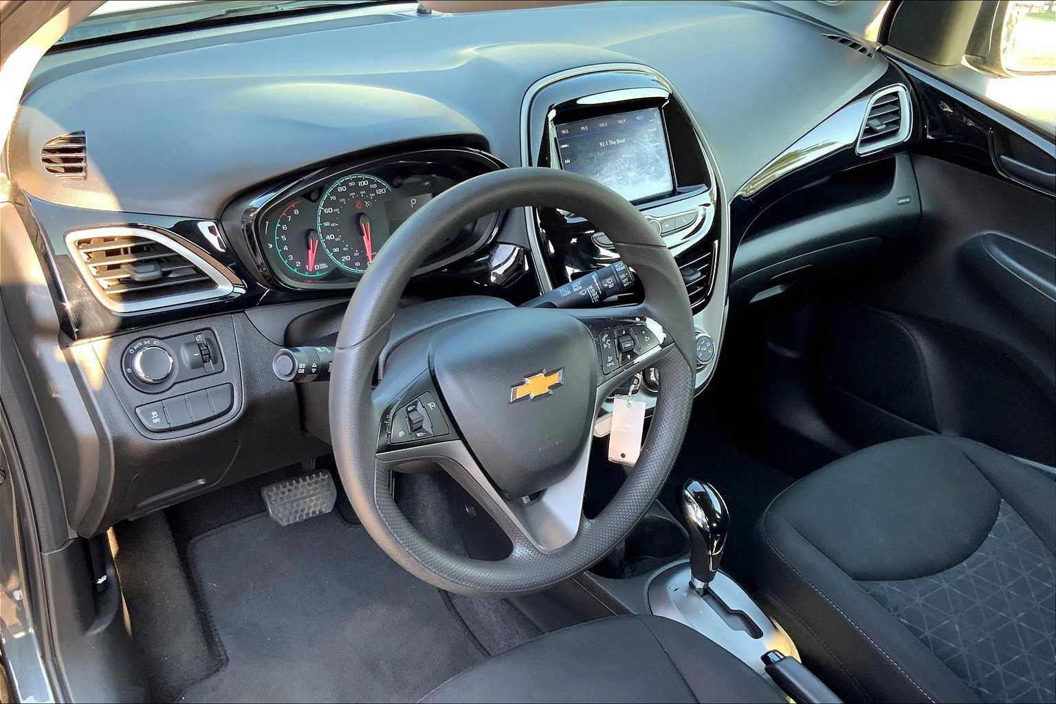 2020 Chevrolet Spark 1LT LT photo 15