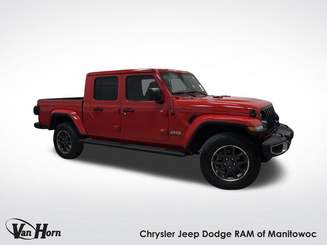 2022 Jeep Gladiator Overland's photo