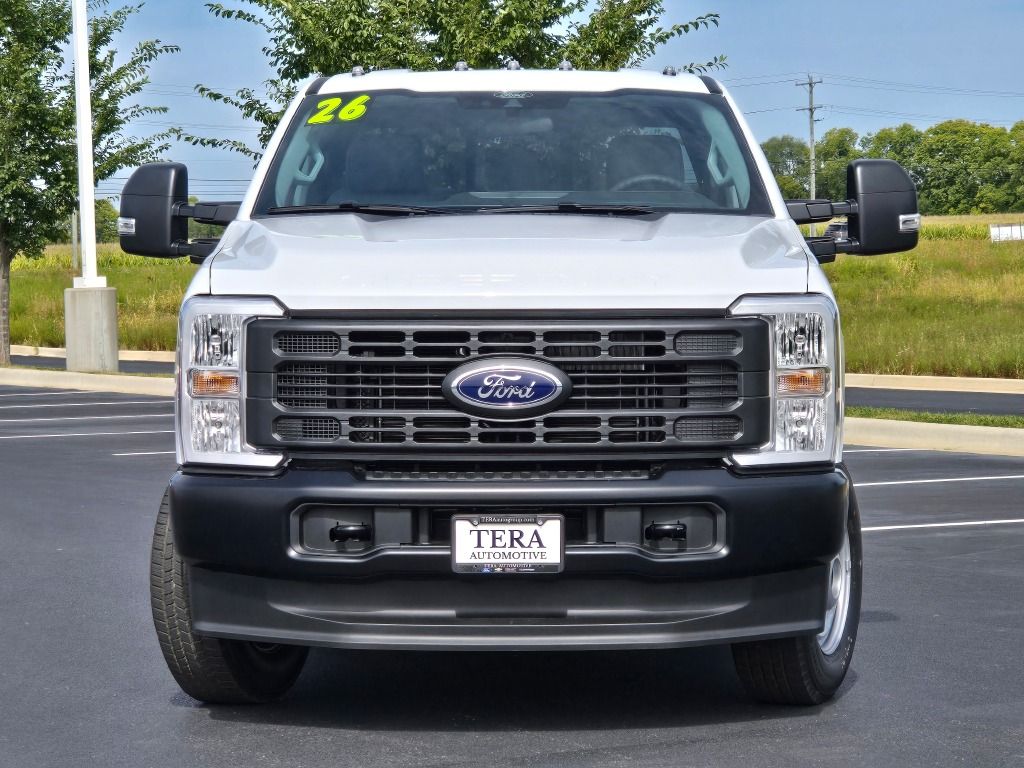 2026 Ford F-250 photo 2