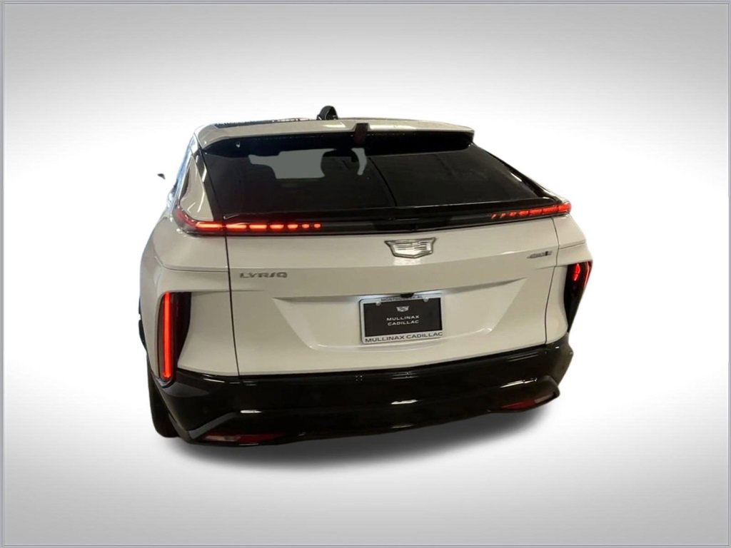 2025 Cadillac Lyriq Sport photo 6