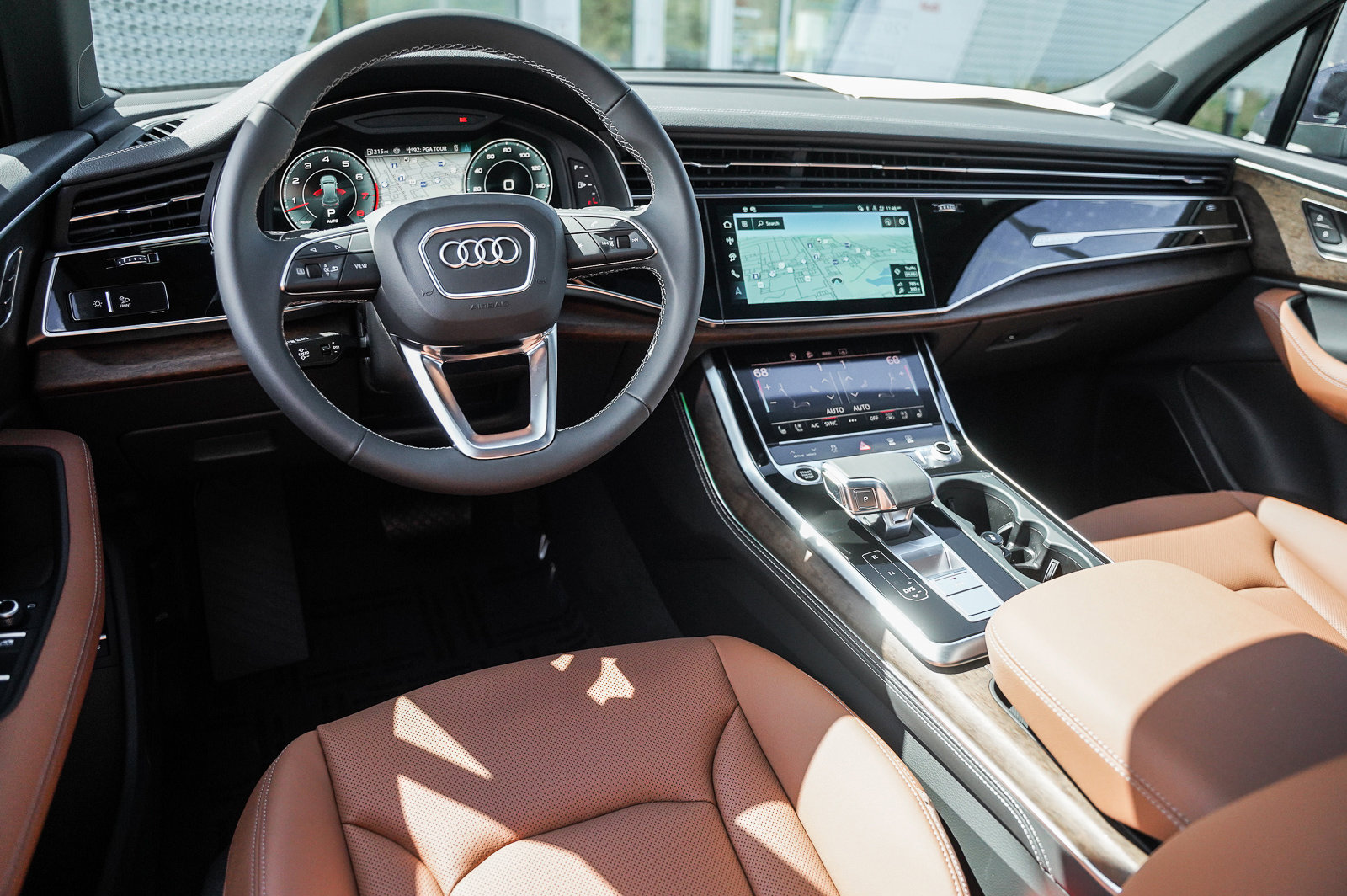 2025 Audi Q7 55 Premium Plus photo 5