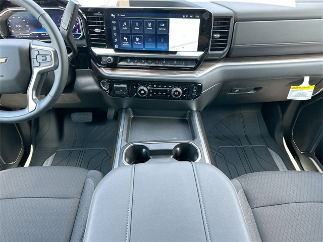 2025 Chevrolet Silverado 2500HD LT photo 19
