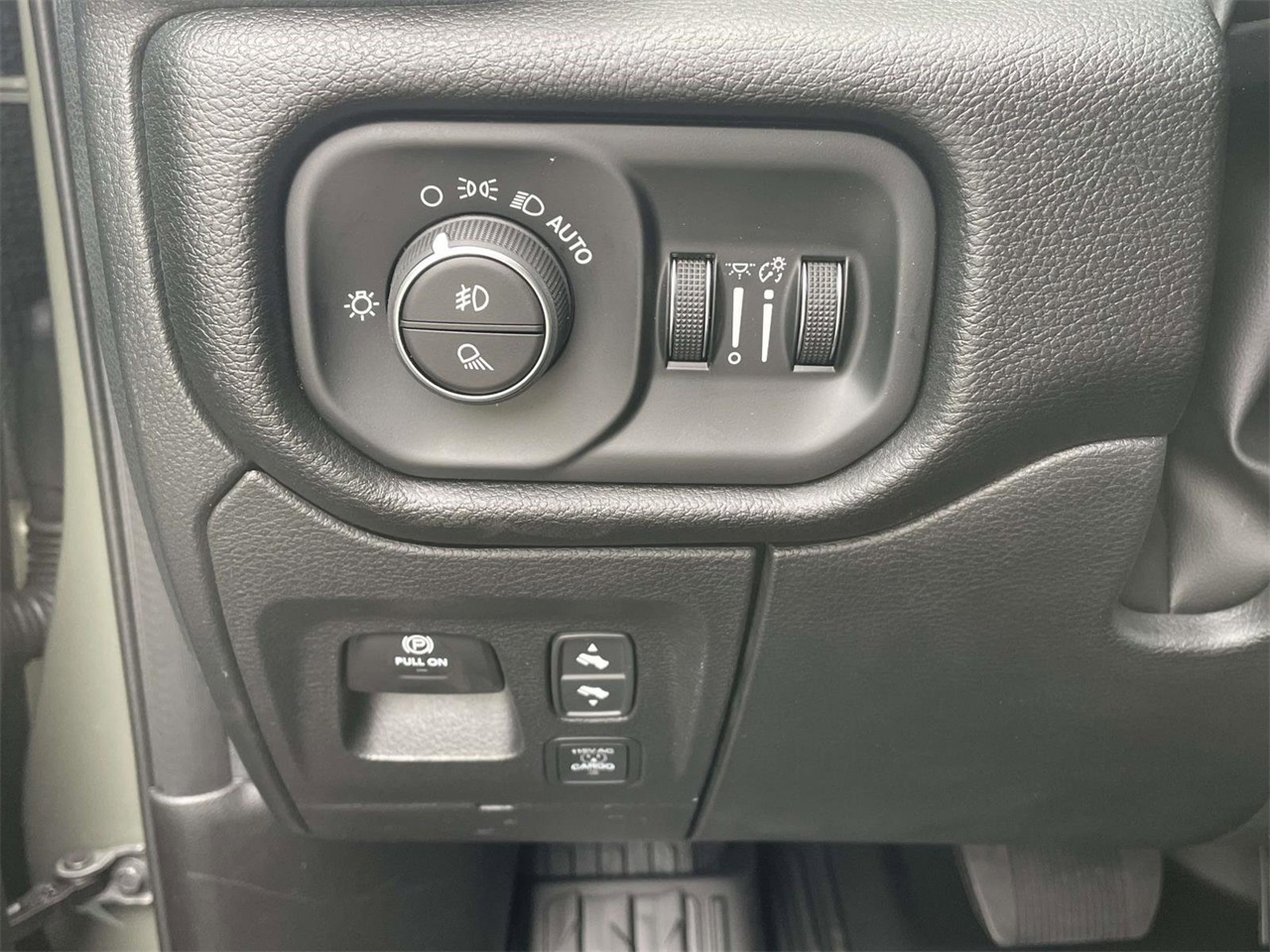 2026 Ram 1500 Rebel photo 12