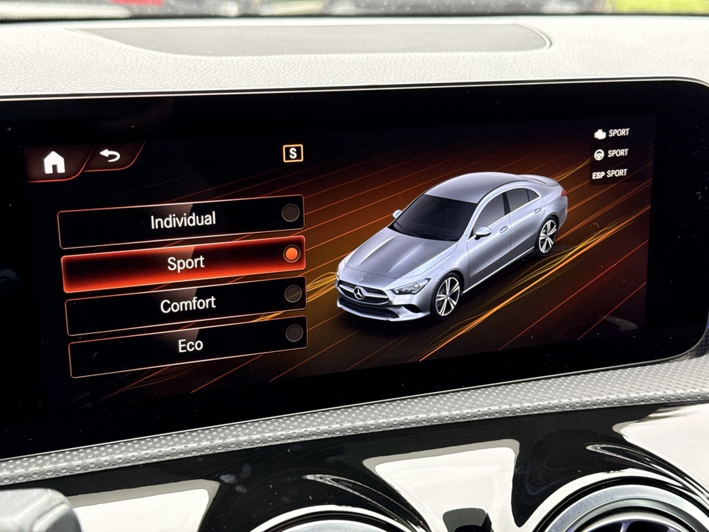 2023 Mercedes Benz CLA 250 photo 4