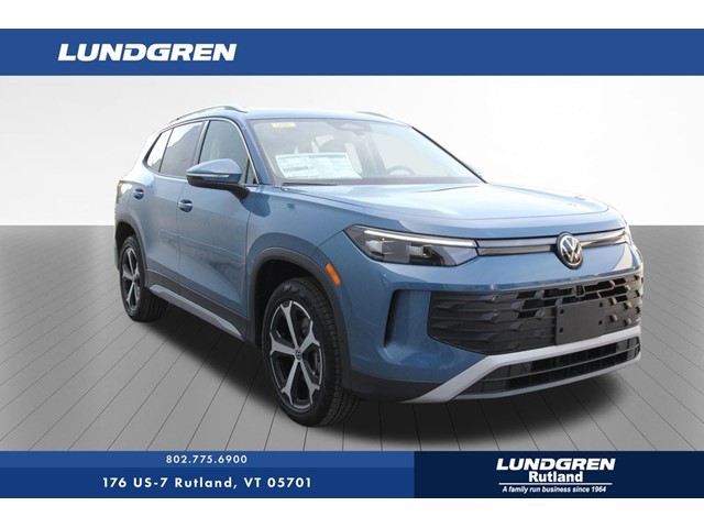 2025 Volkswagen Tiguan SE's photo